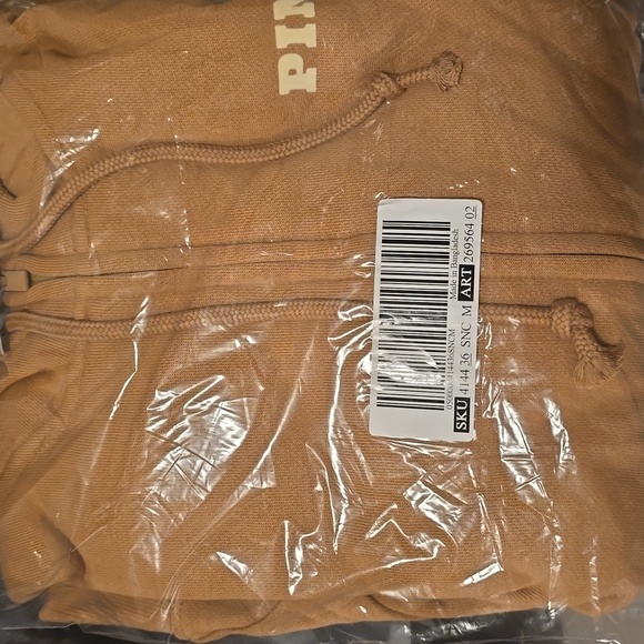 Pink VS full zip hoodie size mediam new with tags - Picture 8 of 9